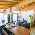 Chalet Dorf Alpenleben By Alpentravel *